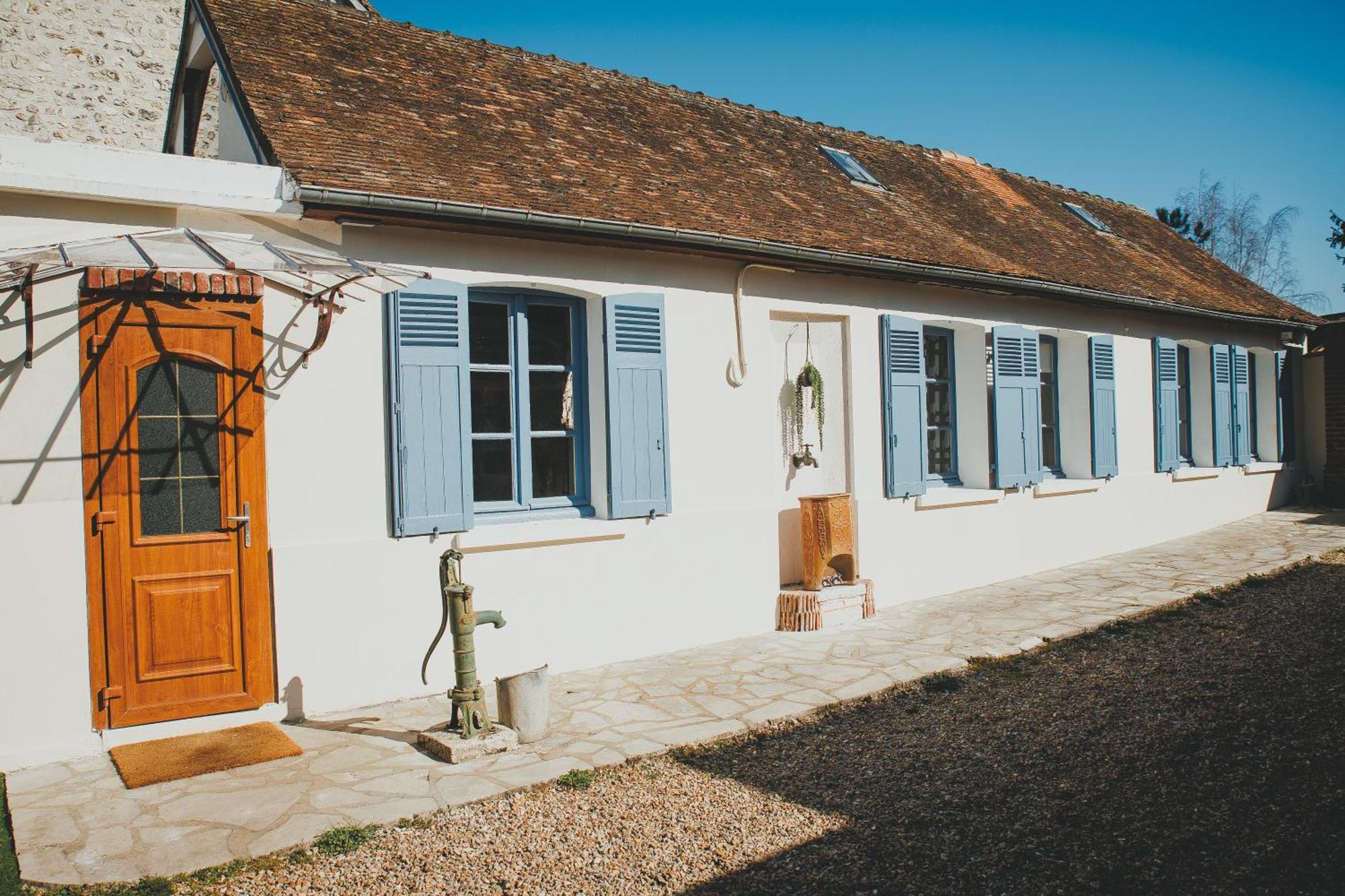 La Luciole Longere 65 M2 Climatisee & Lumineuse